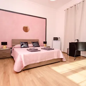 https://pink-room.it-lombardy.com